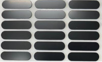 De zwarte Siliconemat Op hoge temperatuur, tikt Antislip Rubberstootkussen in