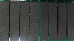 De Douane EVA Foam 20mm van het calciumcarbonaat Zwarte Zachte Spons tegen Trilling